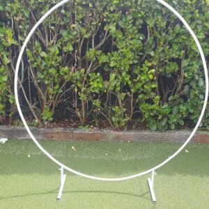 White Round Balloon Arch