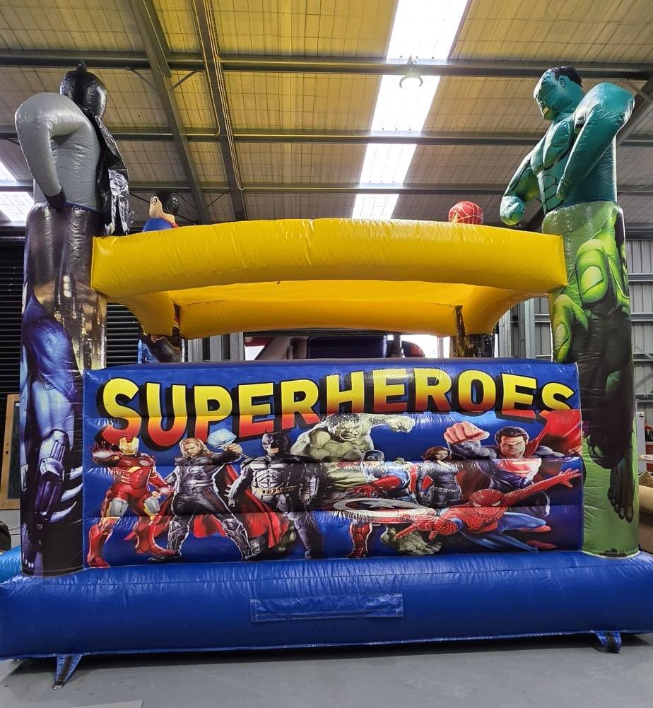 Superhero Bouncy Castle - Image 4