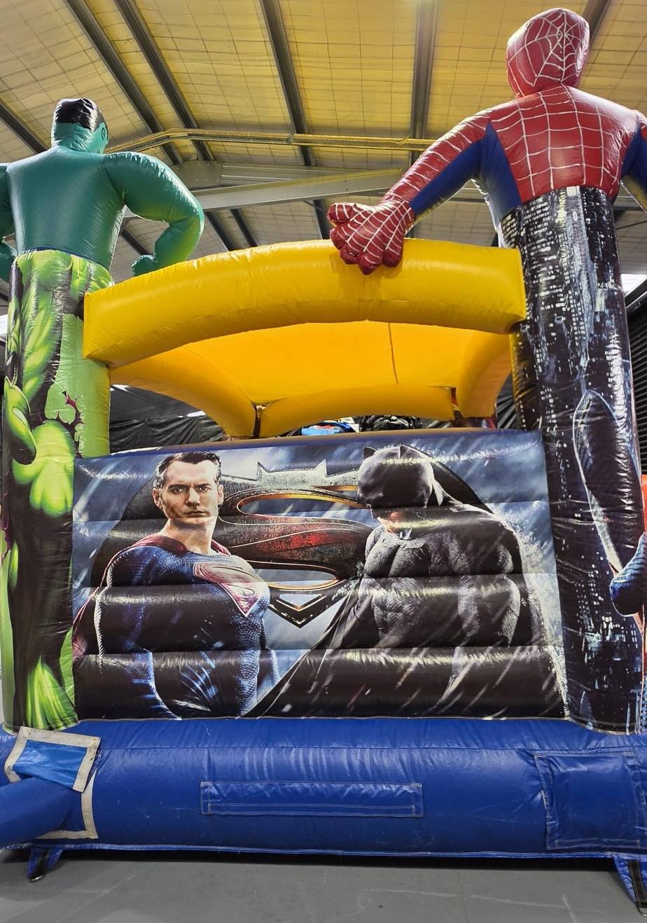 Superhero Bouncy Castle - Image 5